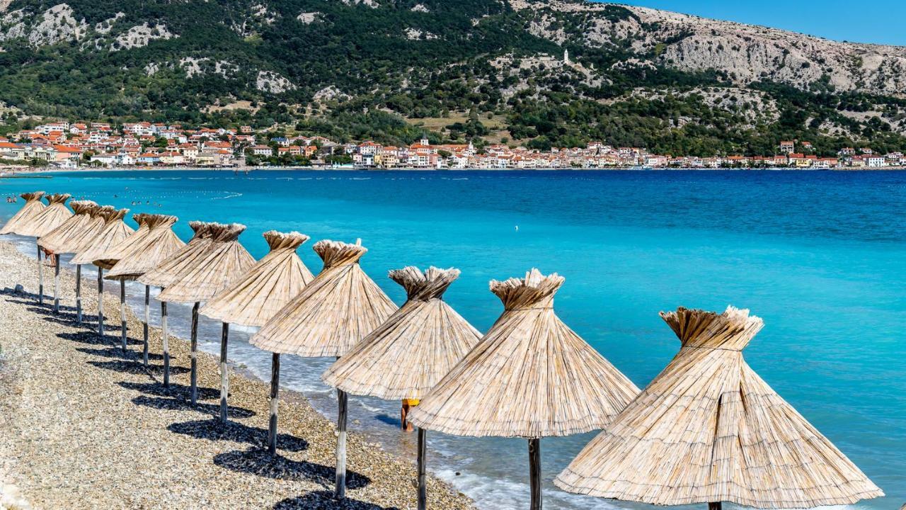 Beach Apartment Baska Esterno foto