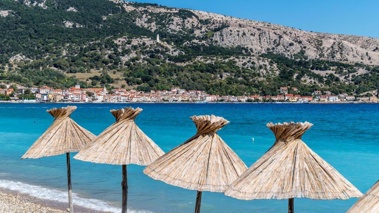 Beach Apartment Baska Esterno foto